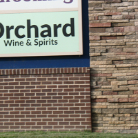 OrchardSign5902-720px
